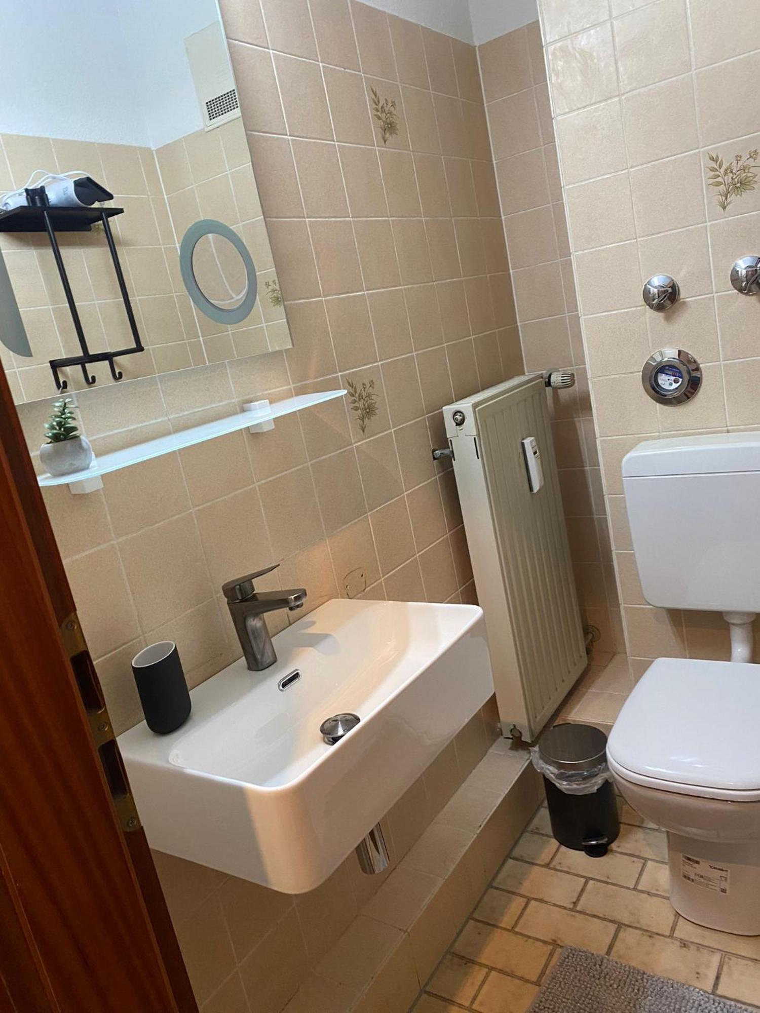 Charmante 1 Zimmerwohnung Mit Stellplatz Вюрцбург Екстериор снимка