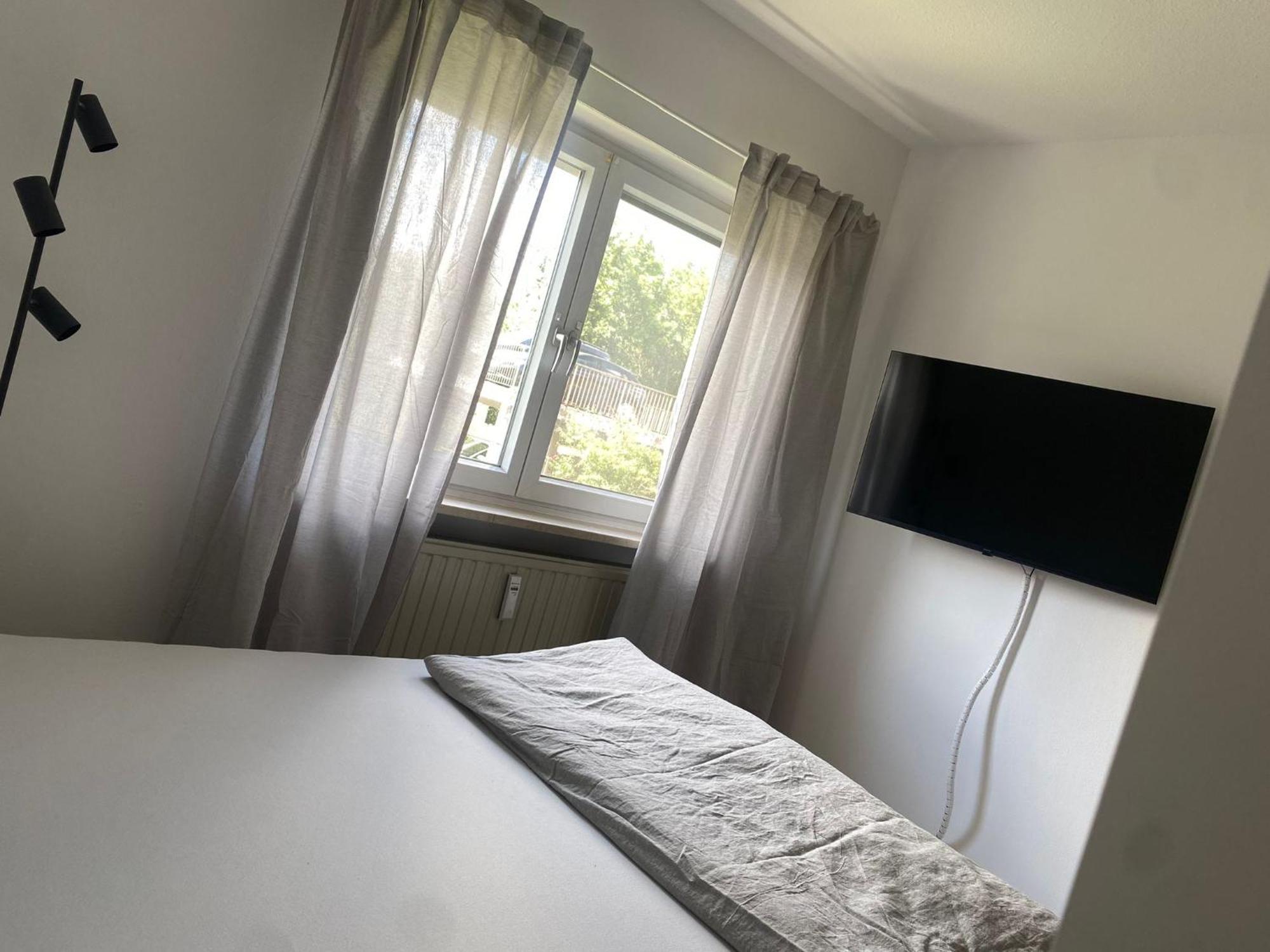 Charmante 1 Zimmerwohnung Mit Stellplatz Вюрцбург Екстериор снимка